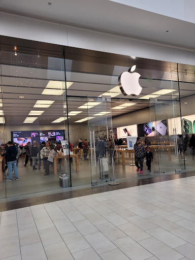 Computer Store «Apple Los Cerritos», reviews and photos, 242 Los Cerritos Center, Cerritos, CA 90703, USA