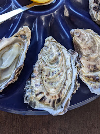 Plats et boissons du Restaurant français Bar à Huitres Lanmodez, Huitres Chaumard - n°7