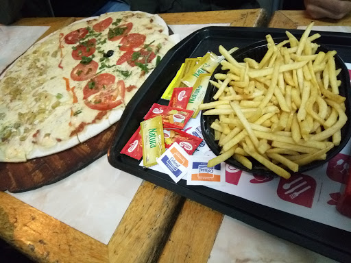 Pizzería La Gigante