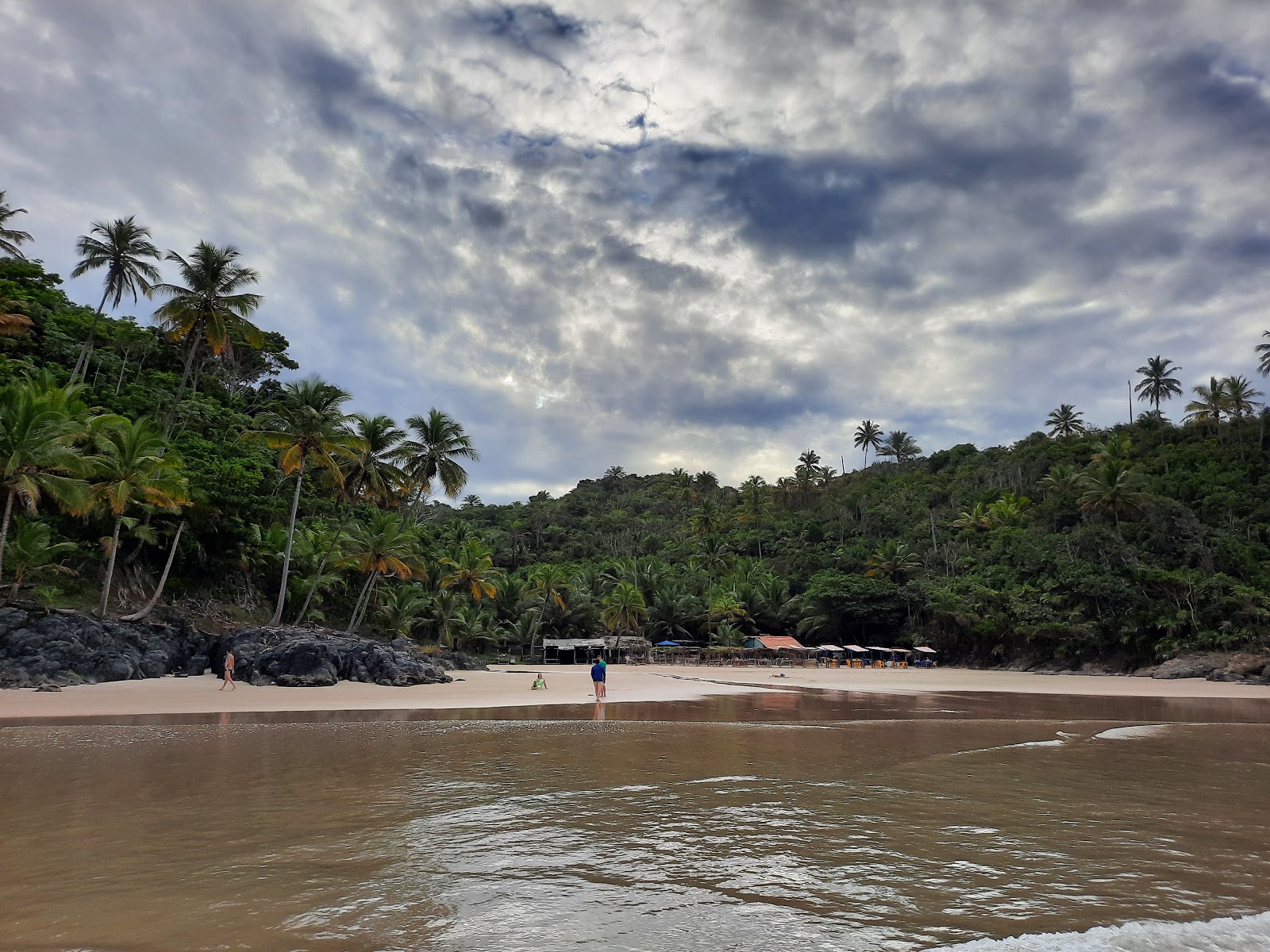 Fotografie cu Praia do Havaizinho zonele de facilități