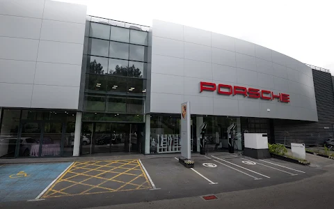 Centro Porsche Bilbao image