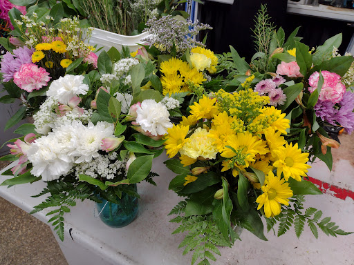 Florist «1-800-Flowers | Flowerama Windsor Heights», reviews and photos, 7301 University Ave, Windsor Heights, IA 50324, USA