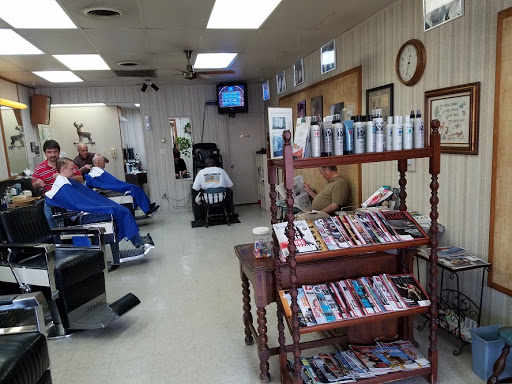 Barber Shop «West Memorial Barber Shop», reviews and photos, 14777 Memorial Dr, Houston, TX 77079, USA
