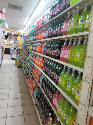 Grocery Store «Gonzales Supermarket», reviews and photos, 652 Collins St, Joliet, IL 60432, USA