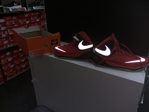 Sporting Goods Store «Nike Factory Store», reviews and photos, Tuscola Blvd, Tuscola, IL 61953, USA