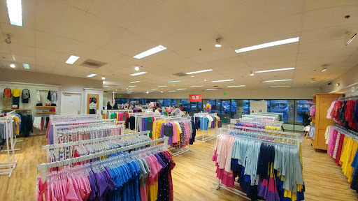 Baby Clothing Store «Hanna Andersson Outlet Store», reviews and photos, 7 Monroe Pkwy, Lake Oswego, OR 97035, USA