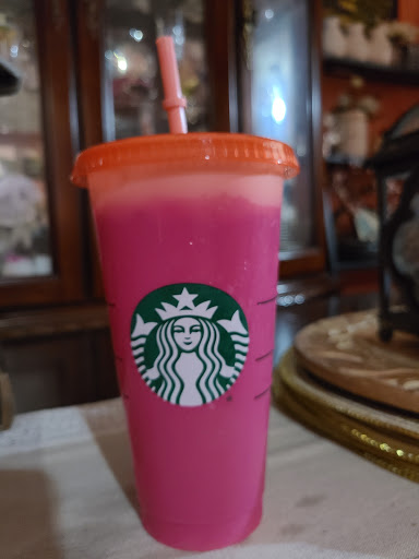 Coffee Shop «Starbucks», reviews and photos, 14 Fenn Rd, Newington, CT 06111, USA