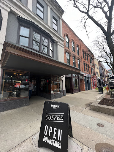 Shinola Ann Arbor Store, 301 S Main St, Ann Arbor, MI 48104, USA, 