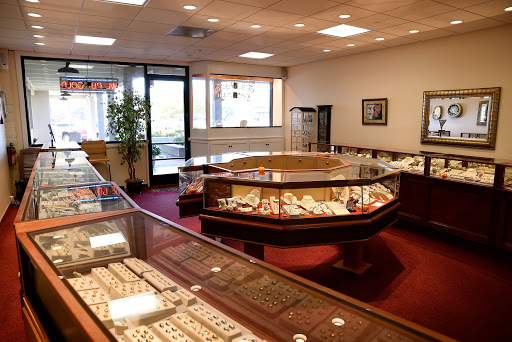 Jewelry Repair Service «Gold Rush Jewelers - Rohnert Park», reviews and photos, 6372 Commerce Blvd, Rohnert Park, CA 94928, USA