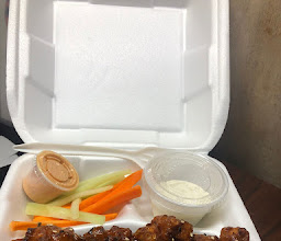 Daruma Sushi & wings photo