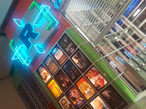 Movie Theater «Cinemark Ridgmar 13», reviews and photos, 2300 Green Oaks Rd, Fort Worth, TX 76116, USA