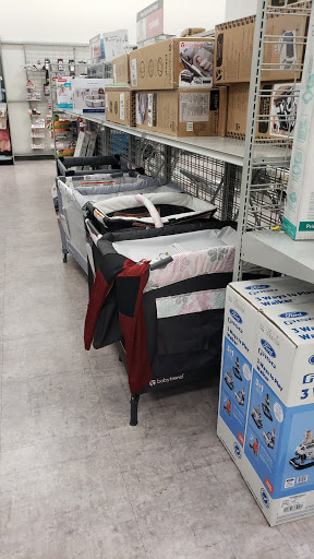 Clothing Store «Burlington Coat Factory», reviews and photos, 7747 Mall Rd, Florence, KY 41042, USA