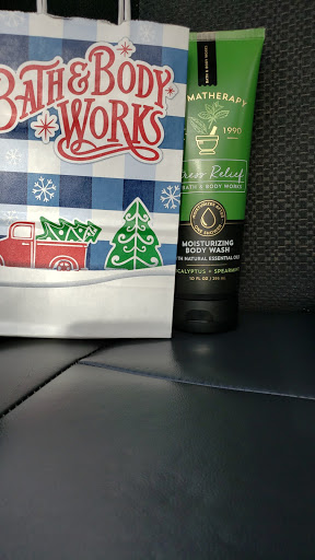 Beauty Supply Store «Bath & Body Works», reviews and photos, 2024 S University Dr, Davie, FL 33324, USA