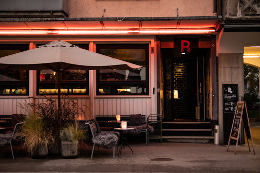 Bars with atmosphere in Zurich