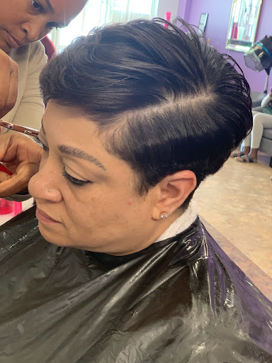 Beauty Salon «Dominican Patty Hair Salon», reviews and photos, 2161 Cunningham Dr, Hampton, VA 23666, USA