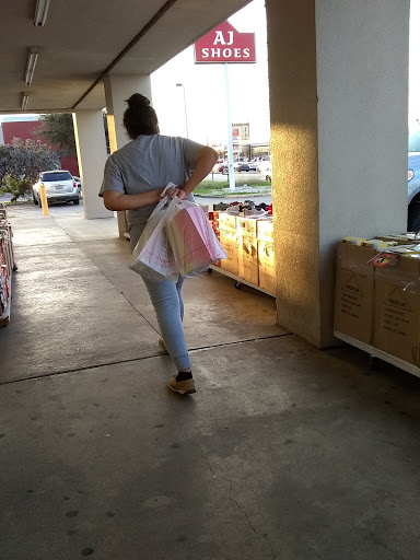 Boot Store «AJ Shoes», reviews and photos, 722 SW Military Dr, San Antonio, TX 78221, USA