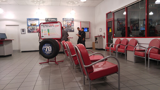 Tire Shop «Discount Tire Store - Lewisville, TX», reviews and photos, 2385 S Stemmons Fwy, Lewisville, TX 75067, USA