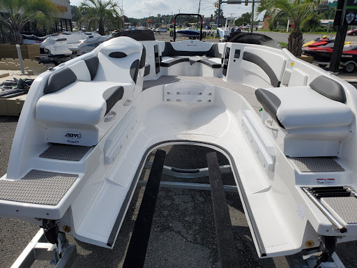 Boat Dealer «Xtreme Power Sports», reviews and photos, 564 N Main St, Kilmarnock, VA 22482, USA