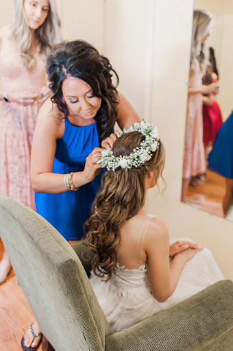 Hair Salon «Chic Concepts Salon», reviews and photos, 607 Irving Park Rd, Roselle, IL 60172, USA