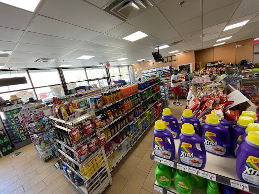 Convenience Store «7-Eleven», reviews and photos, 605 7th St, Laurel, MD 20707, USA