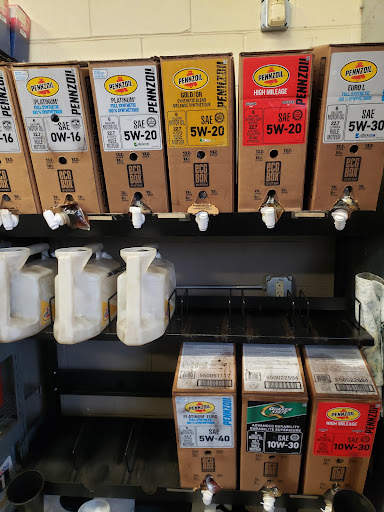 Tire Shop «Firestone Complete Auto Care», reviews and photos, 590 E Roosevelt Rd, Lombard, IL 60148, USA