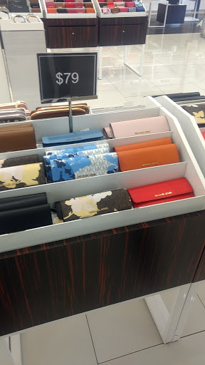 Fashion Accessories Store «Michael Kors», reviews and photos, 8155 Arroyo Cir #15, Gilroy, CA 95020, USA
