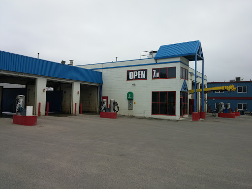 Supreme Car And Truck Wash, 5412 56 Ave SE, Calgary, AB T2C 3X6, Canada, 