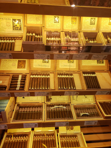 Lounge «Cigar Realm», reviews and photos, 11657 Lakeridge Pkwy, Ashland, VA 23005, USA