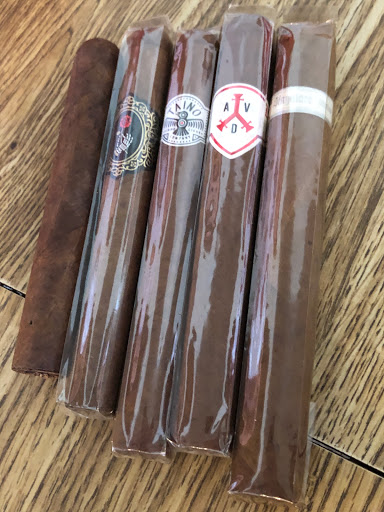 Community Cigar