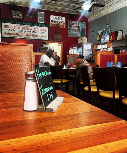 Restaurant «Drug Store Grill», reviews and photos, 105 Main St, Brookneal, VA 24528, USA