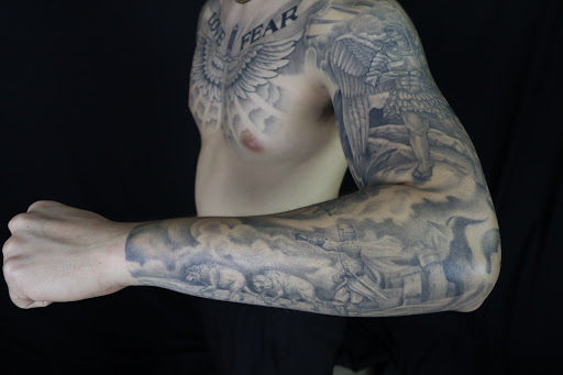 Explore horseshoe tattoo ideas, creative tattoo ideas in Des Moines, available at Skin Kitchen Tattoo