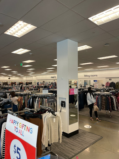 Department Store «Nordstrom Rack Persimmon Place», reviews and photos, 5300 Dublin Blvd, Dublin, CA 94568, USA