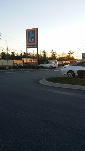 Supermarket «ALDI», reviews and photos, 330 Airport Rd, Arden, NC 28704, USA