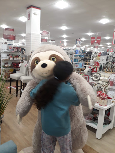 Shopping Mall «Seaview Square Shopping Center», reviews and photos, 1000 NJ-66, Ocean Township, NJ 07712, USA