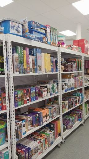 Shopping Mall «Shops at CenterPoint», reviews and photos, 3665 28th St SE, Grand Rapids, MI 49512, USA