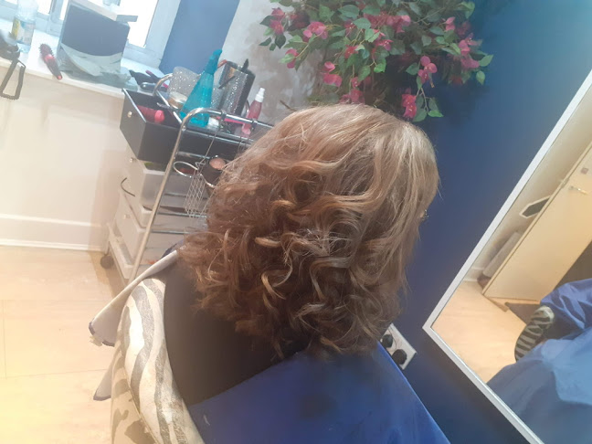 Comments and reviews of Barbarella Hair Salon