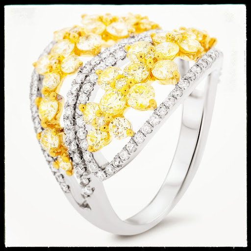 Diamond Dealer «Diamond and Jewelry Gallery Studio City», reviews and photos, 12456 Ventura Blvd, Studio City, CA 91604, USA