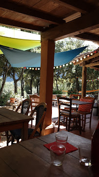 Atmosphère du Restaurant L'Aouzine à Duilhac-sous-Peyrepertuse - n°7