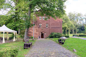 Alloheim Senioren-Residenz "Schloss Westhusen"