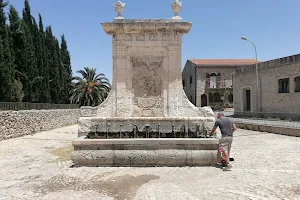 Fontana Novi Cannola (Fontana dei Nove Cannoli) image