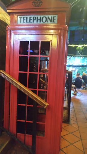 Pub «Mad Dogs British Pub Riverwalk», reviews and photos, 123 Losoya St #19, San Antonio, TX 78205, USA