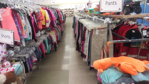 Thrift Store «MAJ-R Thrift & Discount», reviews and photos, 7506 Raytown Rd, Raytown, MO 64138, USA