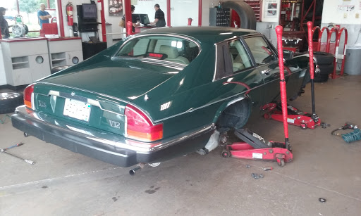 Tire Shop «Discount Tire Store - Coon Rapids, MN», reviews and photos, 12921 Riverdale Dr NW a, Coon Rapids, MN 55448, USA