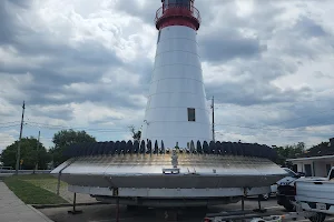 Pelee Passage Lighthouse image