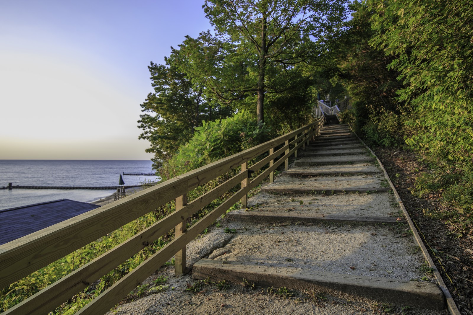 Lake Bluff Beach photo #8