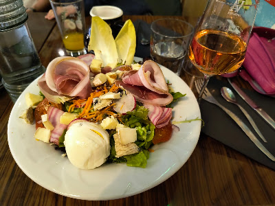 Bar-Resto' Le Paris à Saint-Germain-Lembron