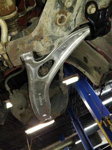 Auto Repair Shop «Riverside Auto Care», reviews and photos, 13160 Fort St, Southgate, MI 48195, USA