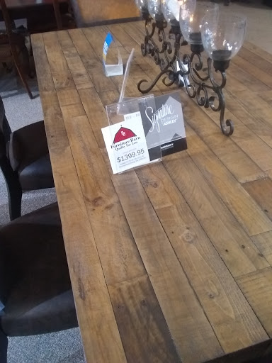 Furniture Store «Furniture Barn», reviews and photos, 1389 University Ave W, St Paul, MN 55104, USA