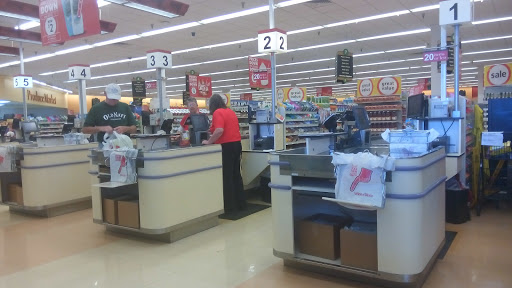 Grocery Store «Winn-Dixie», reviews and photos, 2519 McMullen Booth Rd #106, Clearwater, FL 33761, USA