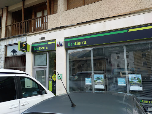 Ibercaja Banco en Castejón de Sos, Huesca